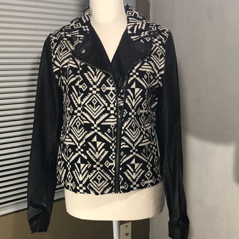 Tribal print leather sleeve jacket